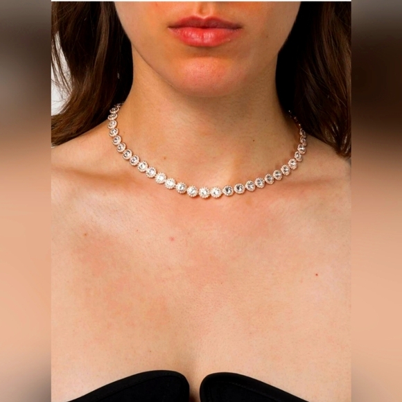 Swarovski Una Angelic Necklace. - Picture 1 of 5